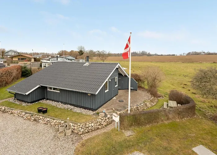 Feriehus Lovely In With Wifi *